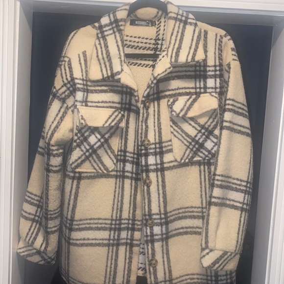 Oversized Shacket - Picture 3 of 3